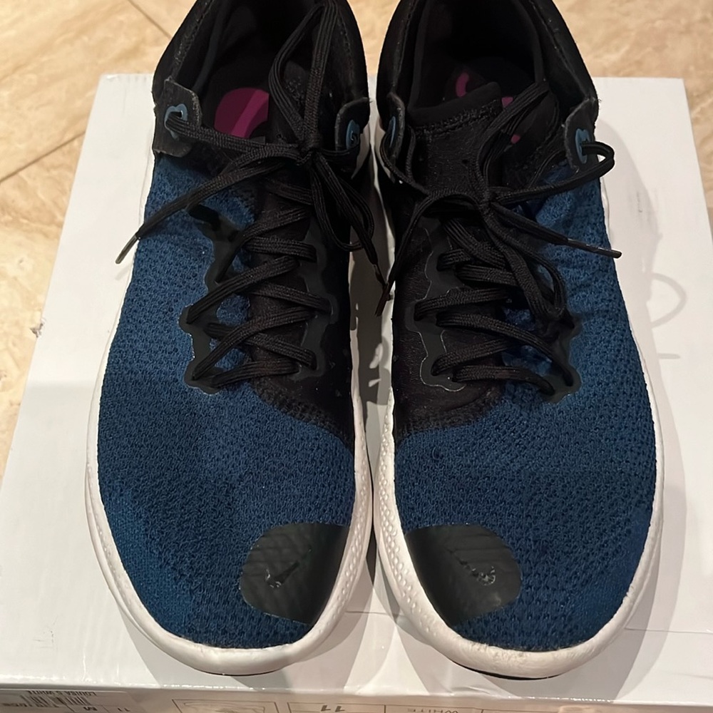 used nike sneakers